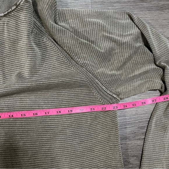 Tommy Bahama Mens Relax 1/4 Zip Pullover Mock Neck Sweatshirt Size XL Army Green - Picture 5 of 9